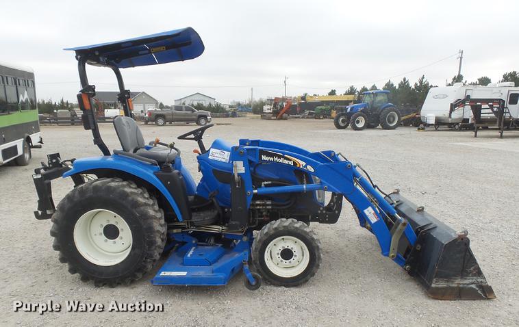 image for item DC3767 2006 New Holland TC34DA MFWD tractor