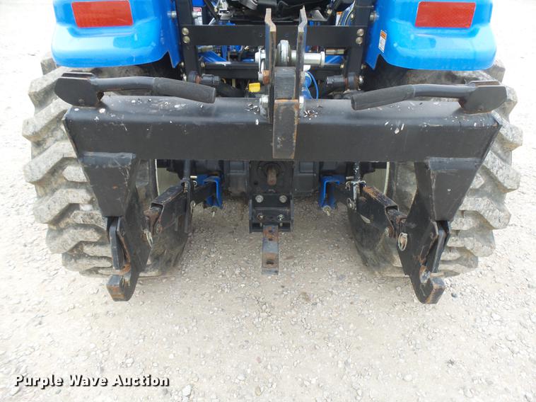 image for item DC3767 2006 New Holland TC34DA MFWD tractor