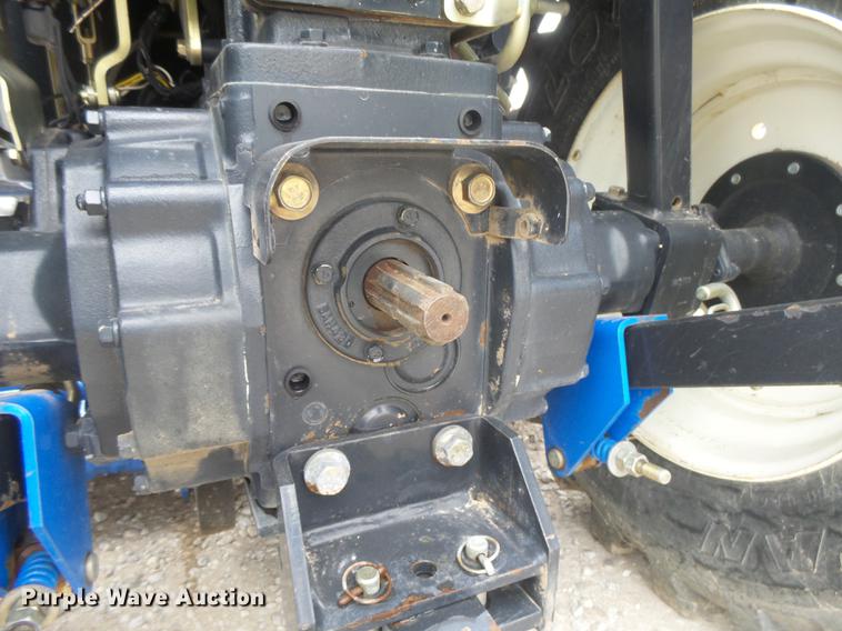 image for item DC3767 2006 New Holland TC34DA MFWD tractor