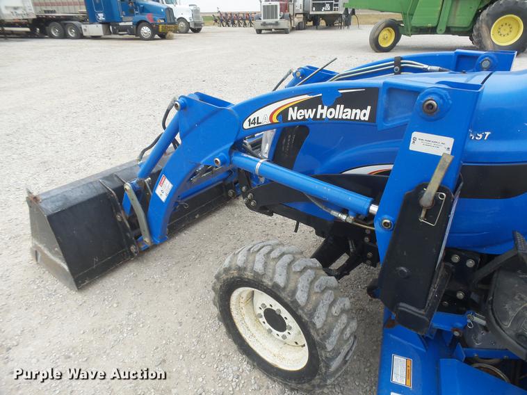 image for item DC3767 2006 New Holland TC34DA MFWD tractor