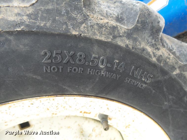 image for item DC3767 2006 New Holland TC34DA MFWD tractor