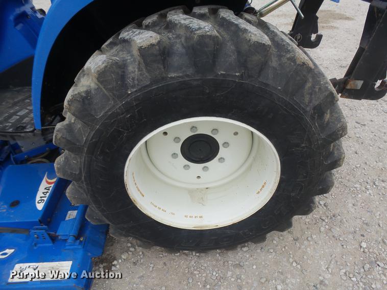 image for item DC3767 2006 New Holland TC34DA MFWD tractor