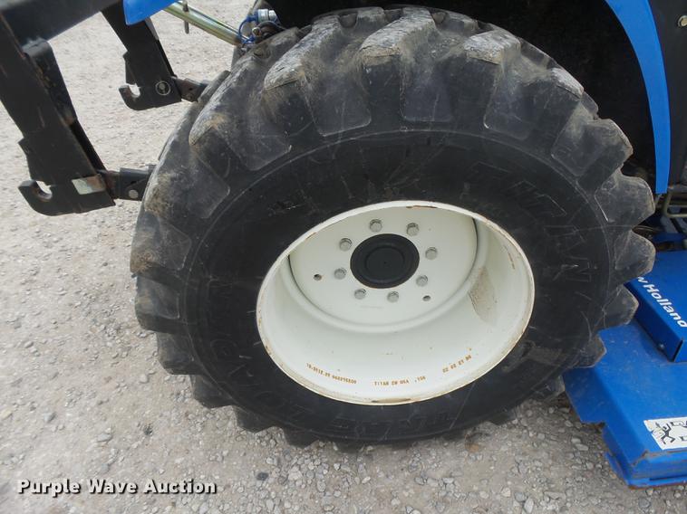 image for item DC3767 2006 New Holland TC34DA MFWD tractor