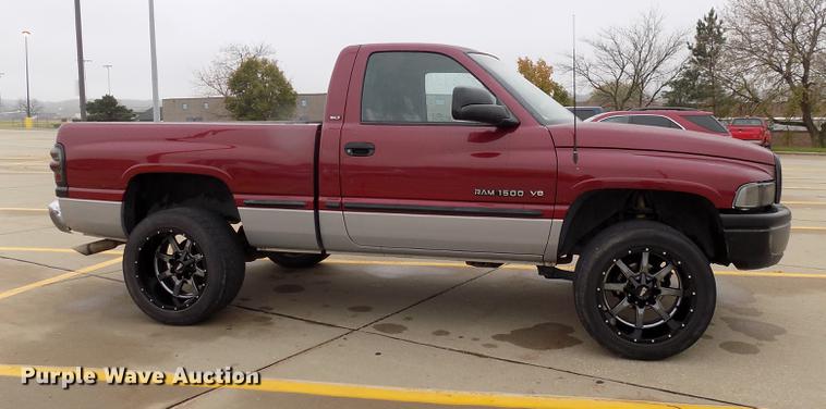 image for item DC4753 1996 Dodge Ram 1500 pickup truck
