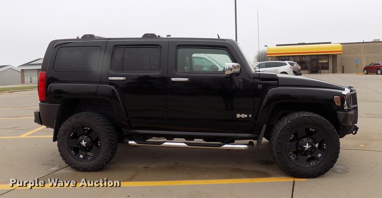 image for item DC4754 2006 Hummer H3 SUV