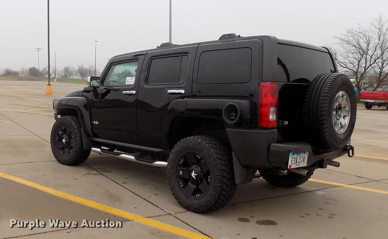 image for item DC4754 2006 Hummer H3 SUV