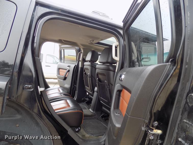 image for item DC4754 2006 Hummer H3 SUV