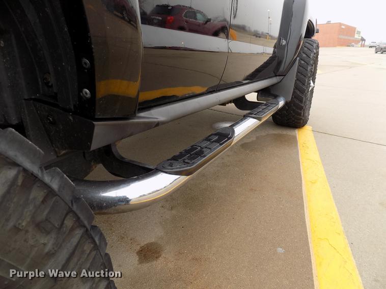 image for item DC4754 2006 Hummer H3 SUV