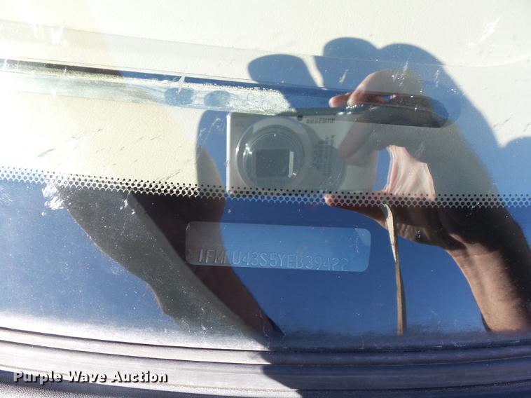 image for item DC6412 2000 Ford Excursion Limited SUV