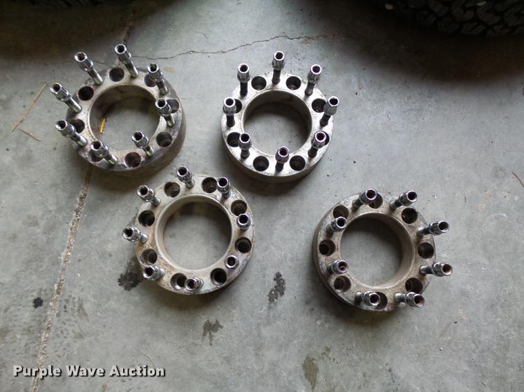 image for item DC6413 (4) B.F. Goodrich All Terrain T/A LT275/80R18 tires