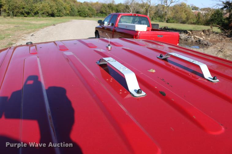 image for item DD0010 2004 Ford F250 Super Duty Crew Cab pickup truck