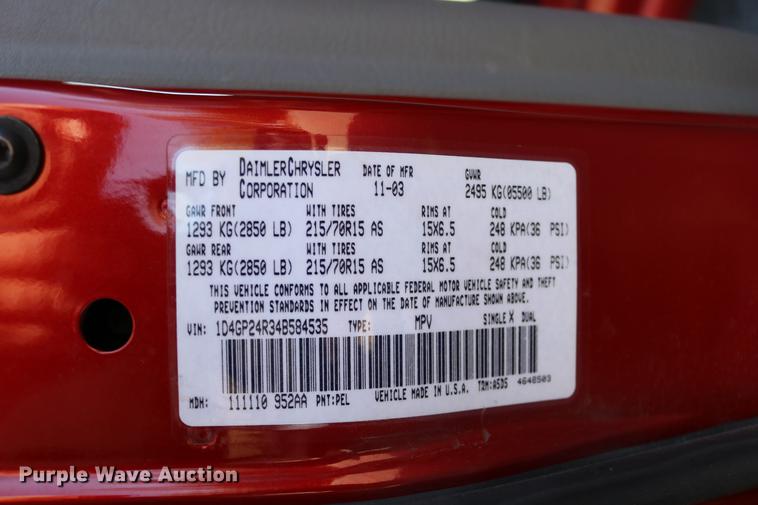 image for item DD0014 2004 Dodge Grand Caravan van