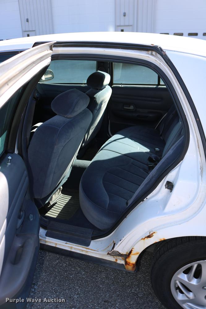 image for item DD0016 1998 Ford Crown Victoria