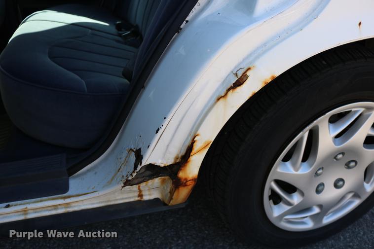 image for item DD0016 1998 Ford Crown Victoria