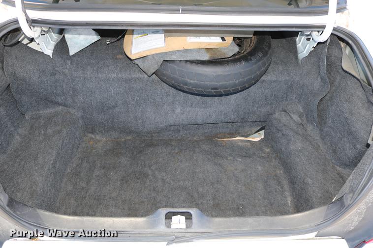 image for item DD0017 1999 Ford Crown Victoria