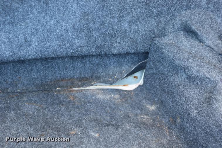 image for item DD0017 1999 Ford Crown Victoria