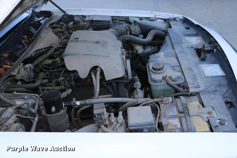 image for item DD0017 1999 Ford Crown Victoria