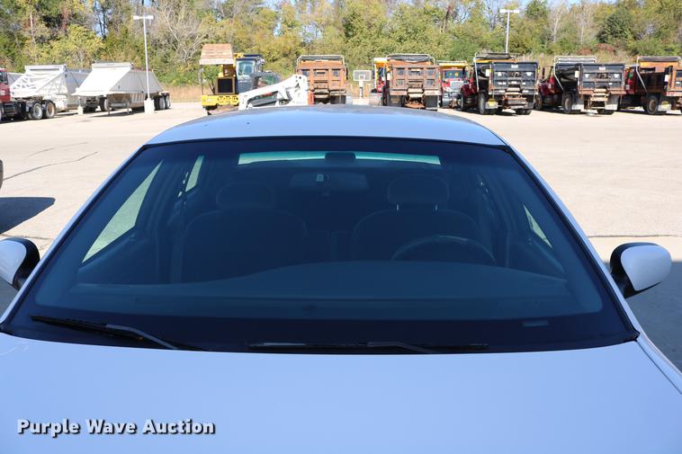 image for item DD0017 1999 Ford Crown Victoria