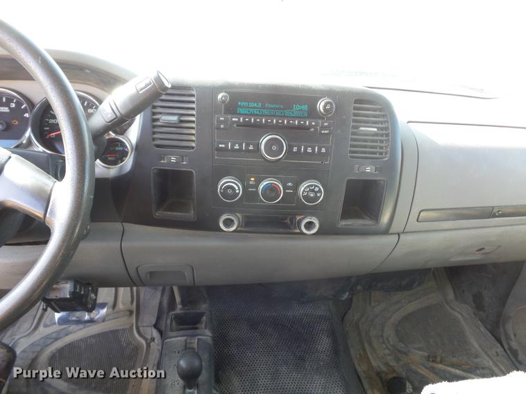 image for item DD9019 2008 Chevrolet Silverado 3500HD Crew Cab pickup truck