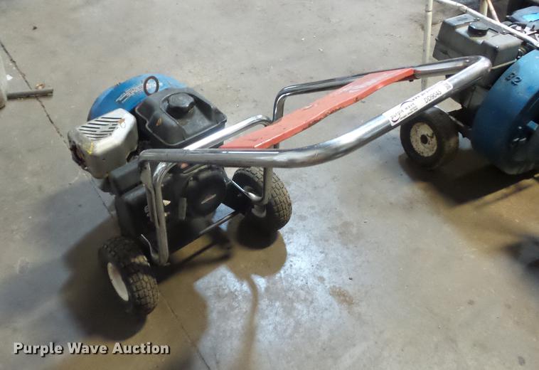 image for item DD9045 Toro blower