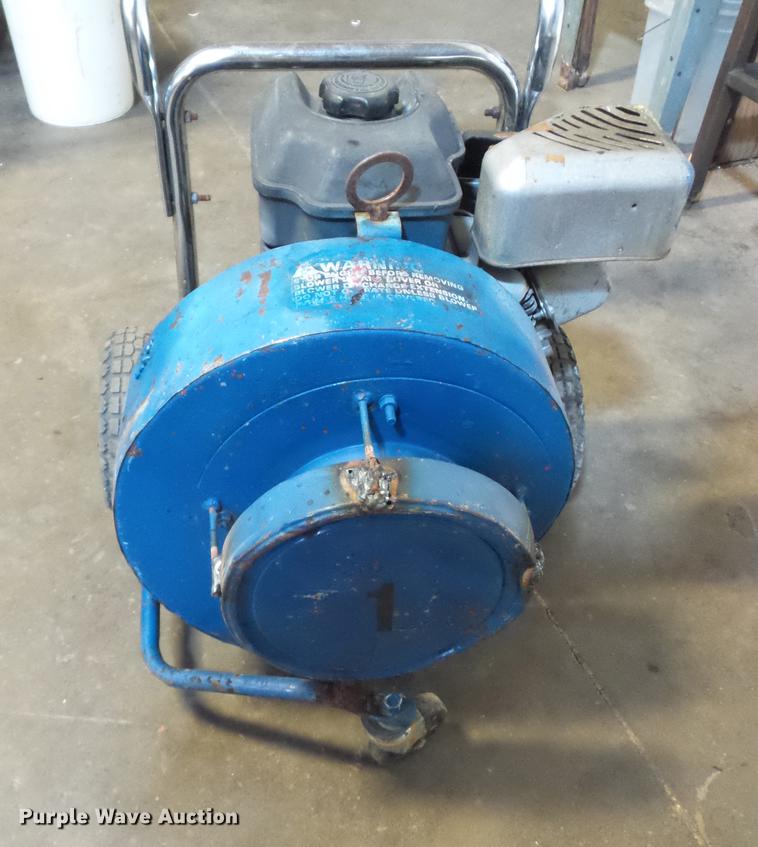 image for item DD9045 Toro blower