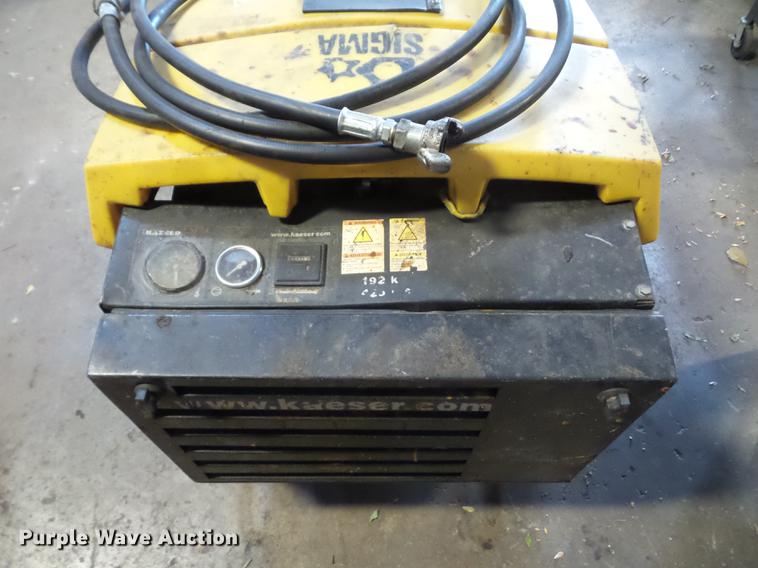 image for item DD9052 Kaeser air compressor