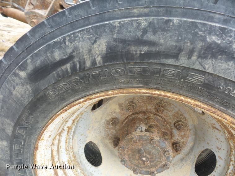 image for item DD9061 1999 Ford F450 Super Duty truck cab and chassis