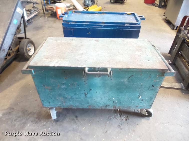 image for item DD9067 (3) job boxes