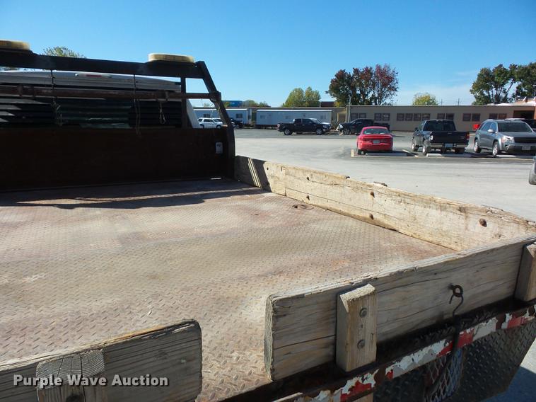 image for item DD9502 2011 Ford F450 Super Duty SuperCab flatbed truck