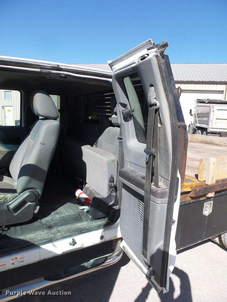 image for item DD9502 2011 Ford F450 Super Duty SuperCab flatbed truck