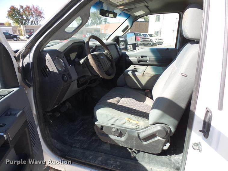 image for item DD9502 2011 Ford F450 Super Duty SuperCab flatbed truck