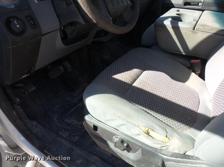 image for item DD9502 2011 Ford F450 Super Duty SuperCab flatbed truck