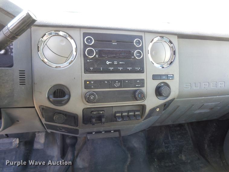 image for item DD9502 2011 Ford F450 Super Duty SuperCab flatbed truck