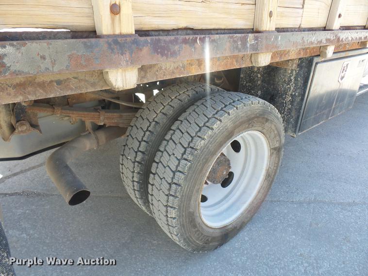 image for item DD9502 2011 Ford F450 Super Duty SuperCab flatbed truck