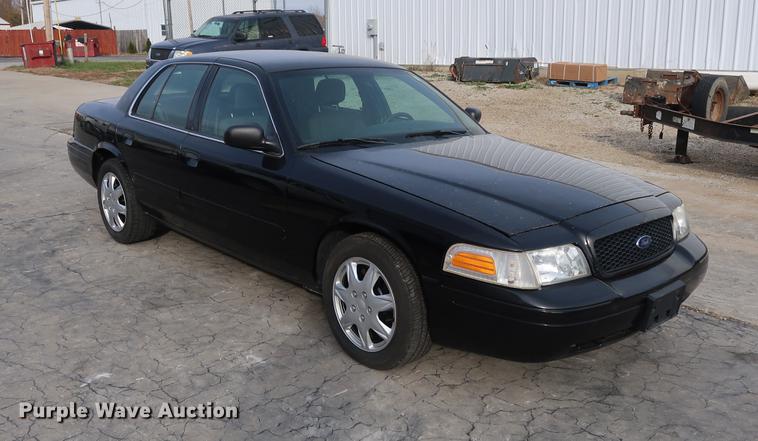 image for item DD9526 2008 Ford Crown Victoria Police Interceptor