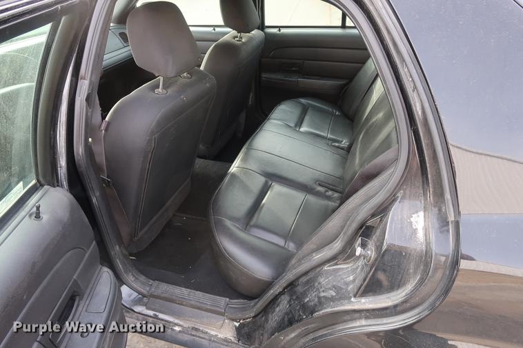 image for item DD9526 2008 Ford Crown Victoria Police Interceptor