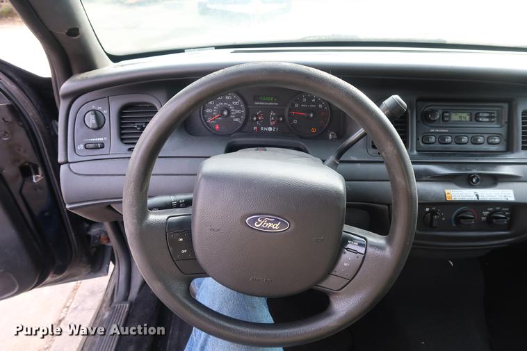 image for item DD9526 2008 Ford Crown Victoria Police Interceptor