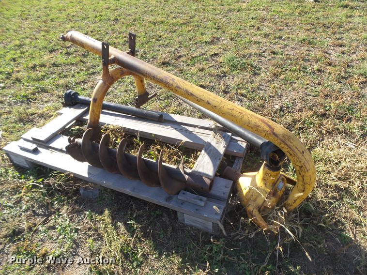 image for item DE9197 Danuser F7-4 post hole auger