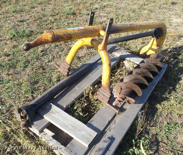 image for item DE9197 Danuser F7-4 post hole auger