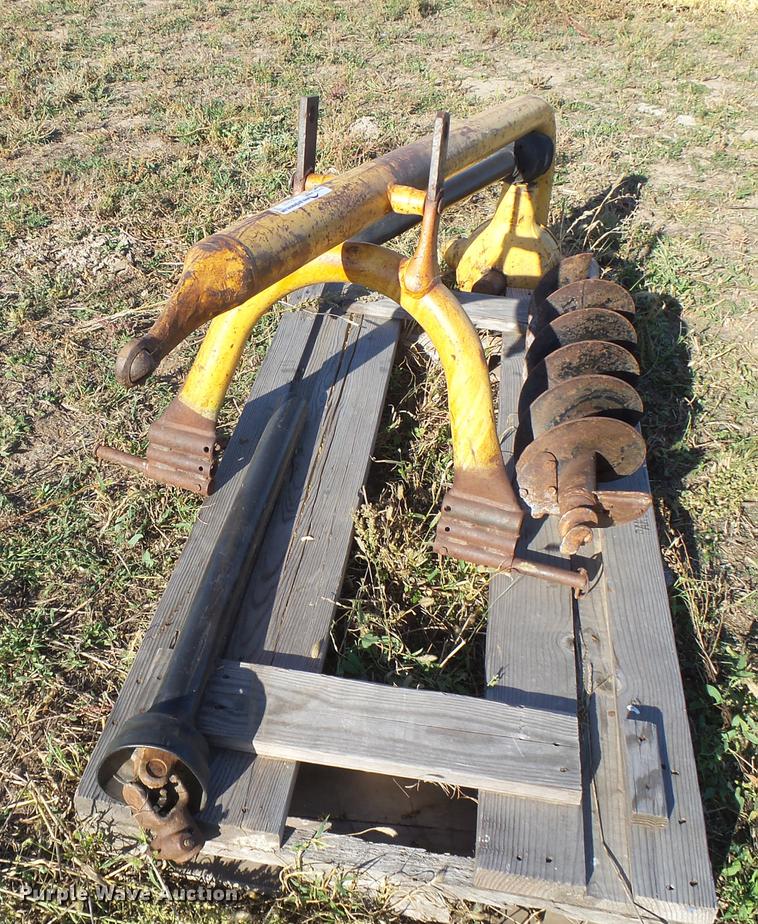 image for item DE9197 Danuser F7-4 post hole auger