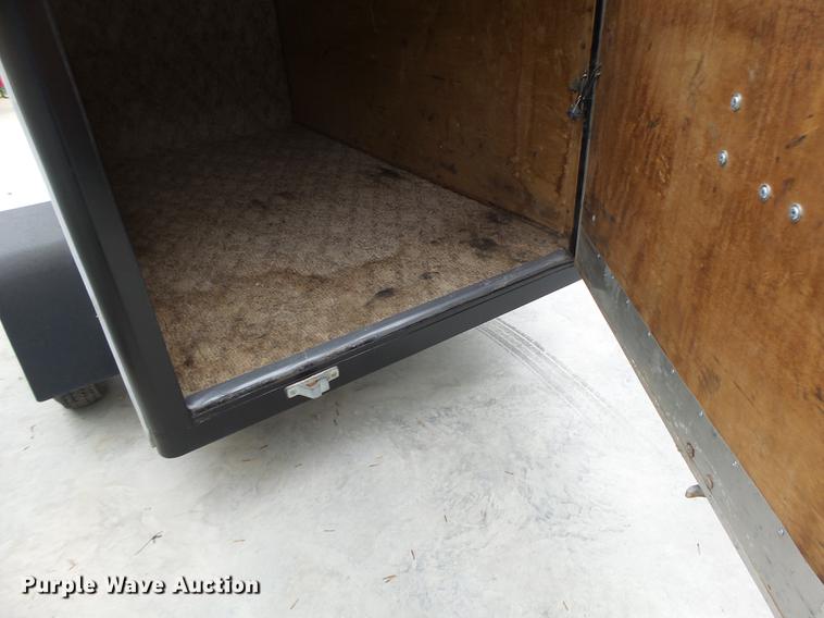 image for item DF9460 1991 Wells Cargo enclosed cargo trailer