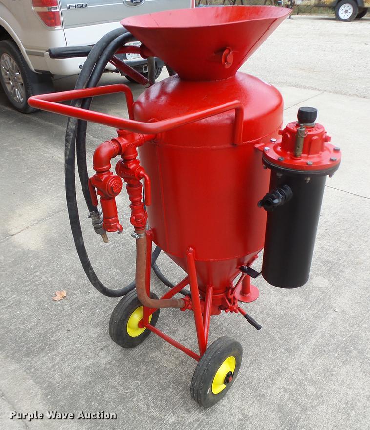 image for item DF9461 National Board Mfg. sandblasting pot