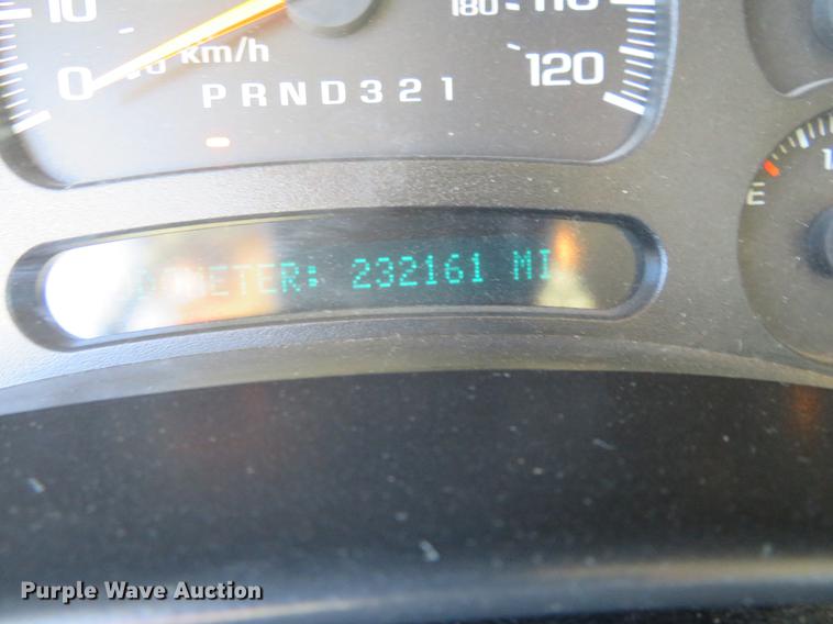 image for item DF9771 2007 GMC Sierra Classic 2500HD Crew Cab pickup truck