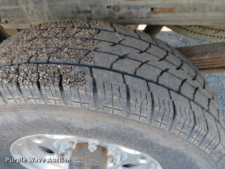 image for item DF9772 2007 GMC Sierra Classic 2500HD Crew Cab pickup truck