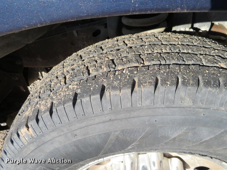 image for item DF9774 2001 Ford F250 Super Duty SuperCab pickup truck