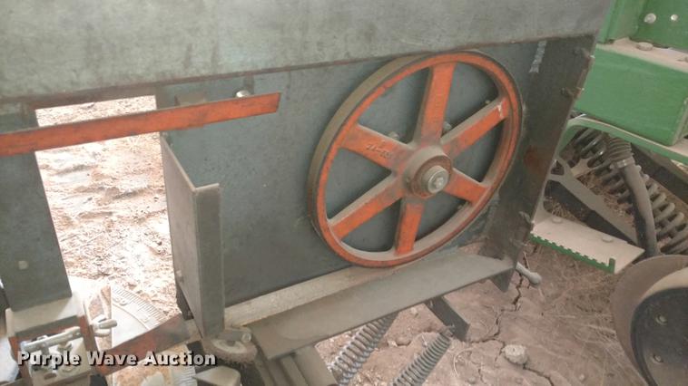 image for item DF9836 Ellis miter band saw