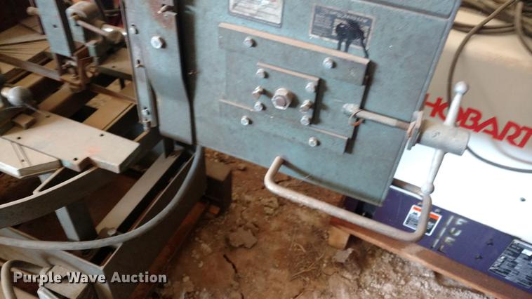 image for item DF9836 Ellis miter band saw