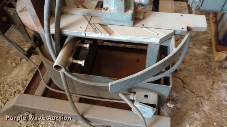 image for item DF9836 Ellis miter band saw