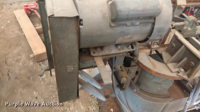 image for item DF9836 Ellis miter band saw