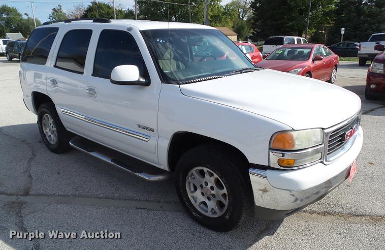 image for item DH9474 2004 GMC Yukon SUV